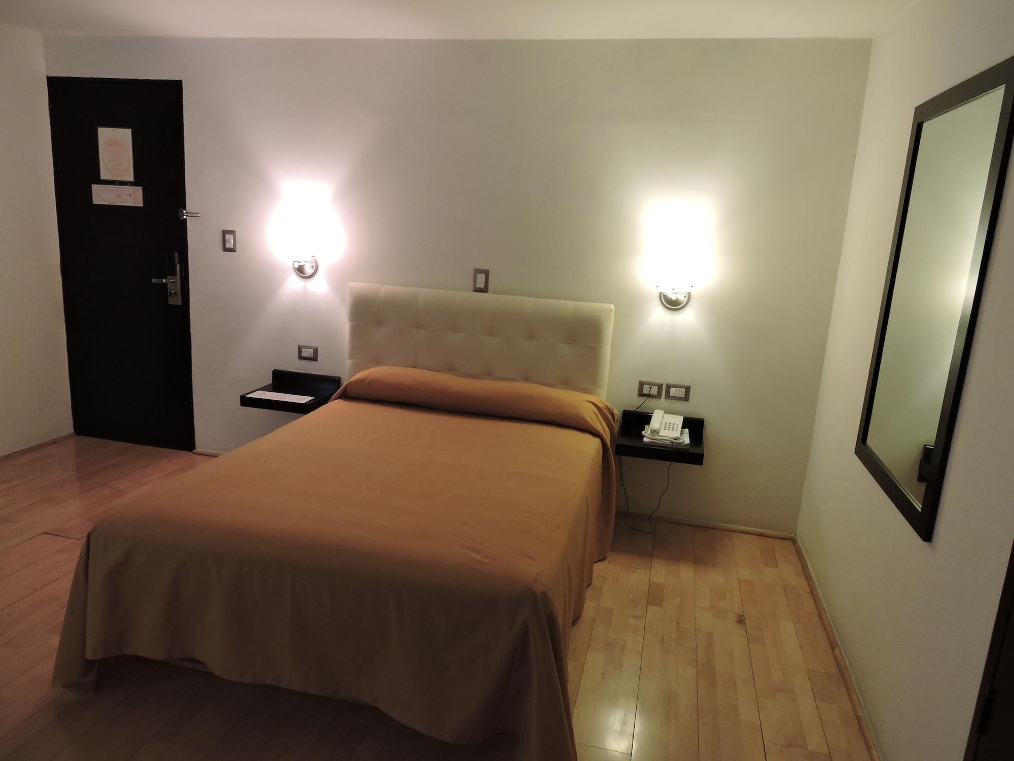 Hotel Granada プエブラ エクステリア 写真