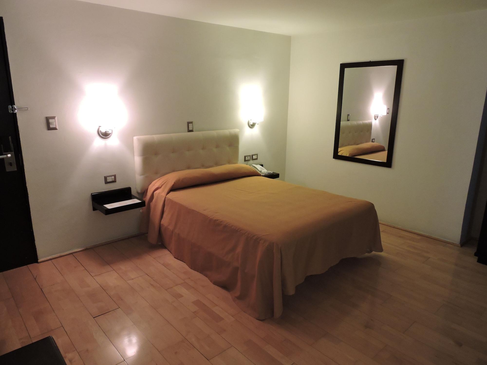 Hotel Granada プエブラ エクステリア 写真