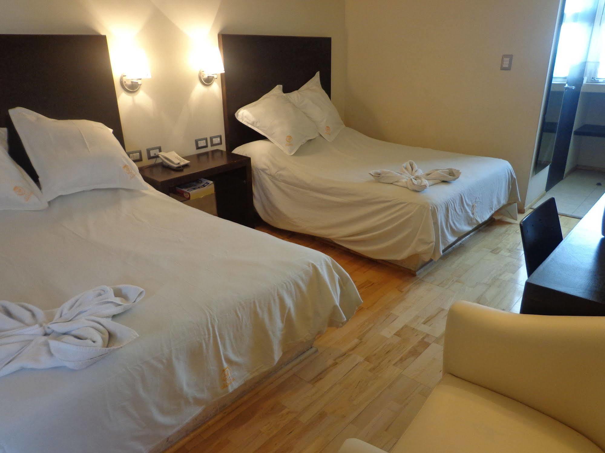 Hotel Granada プエブラ エクステリア 写真