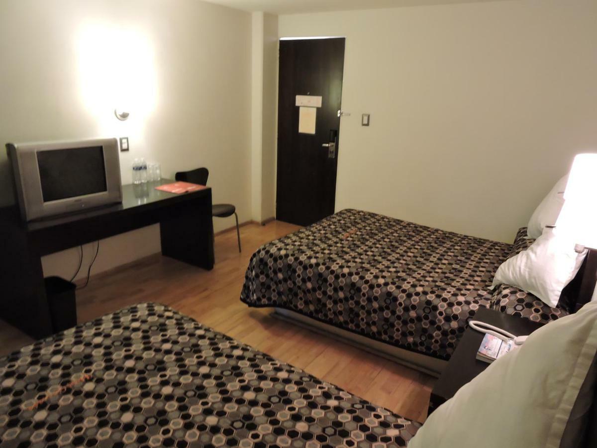 Hotel Granada プエブラ エクステリア 写真